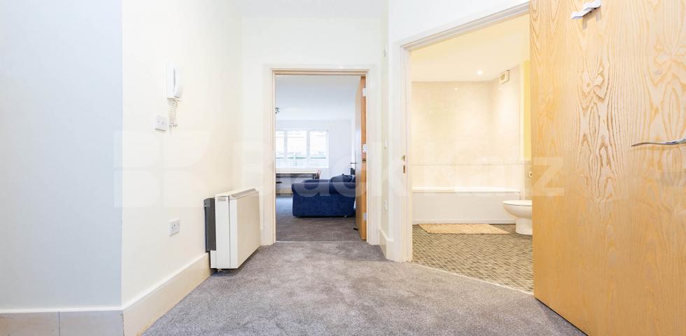 			1 Bedroom, 1 bath, 1 reception Apartment			 Celandine Drive, Dalston / Haggerston